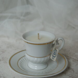 bougie senteur speculoos dans tasse ancienne fait main en france cire soja